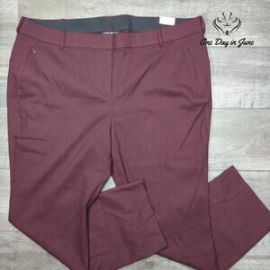Lane Bryant The 4 Season Straight Pants Size 28